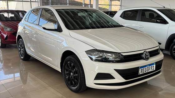 VOLKSWAGEN POLO 1.0 MPI TOTAL FLEX MANUAL VOLKSWAGEN POLO 1.0 MPI TOTAL FLEX MANUAL